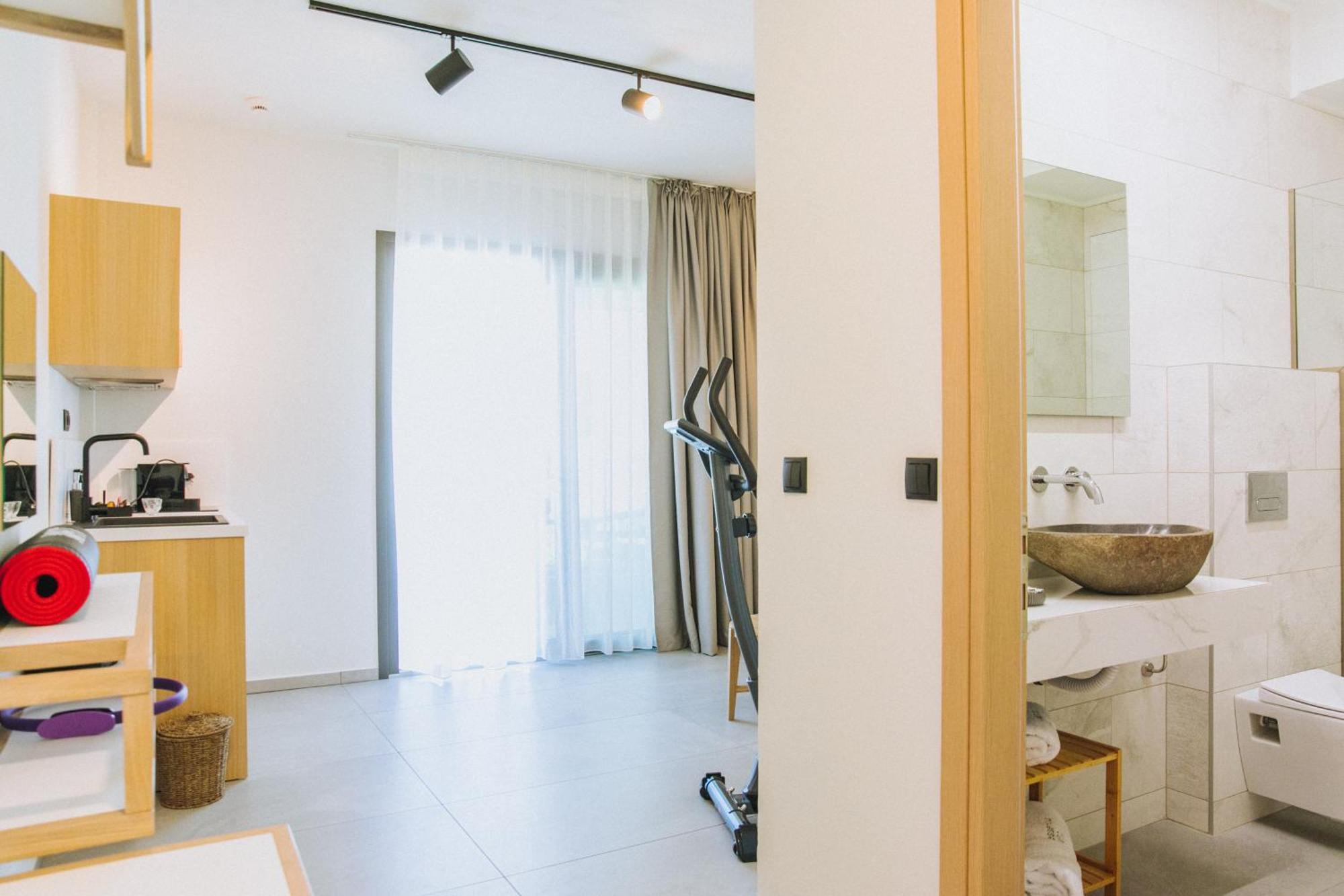 Essentia Vita Comfy Suites Limenas  Exterior foto